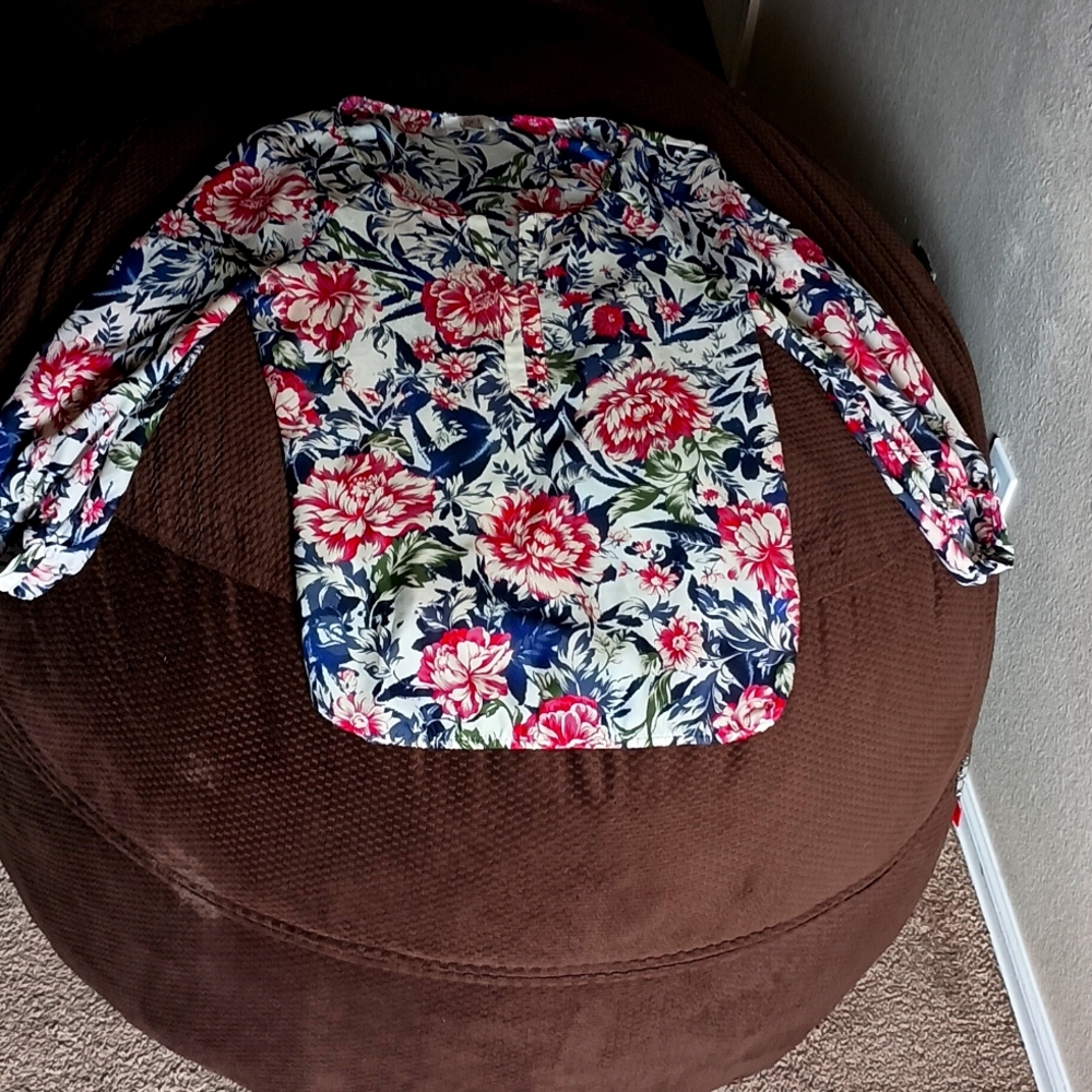 Business+Business Casual Beautiful Floral Blouse